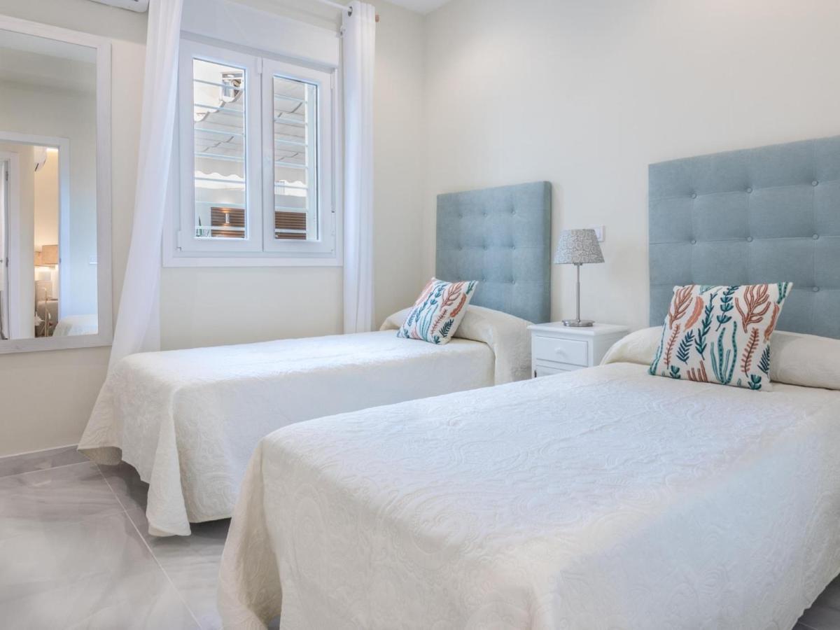 Apartment Bajo Con Jardin En Centro Marbella