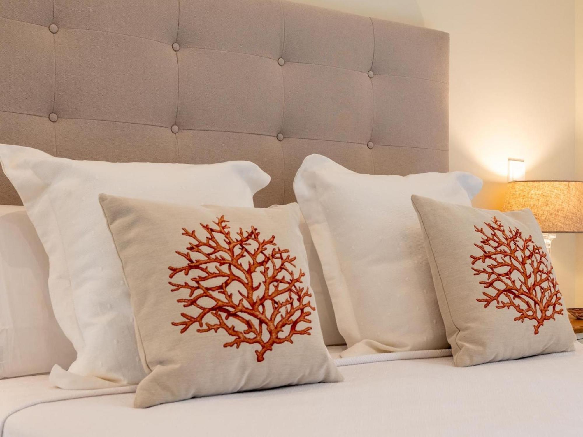 Apartment Bajo Con Jardin En Centro *