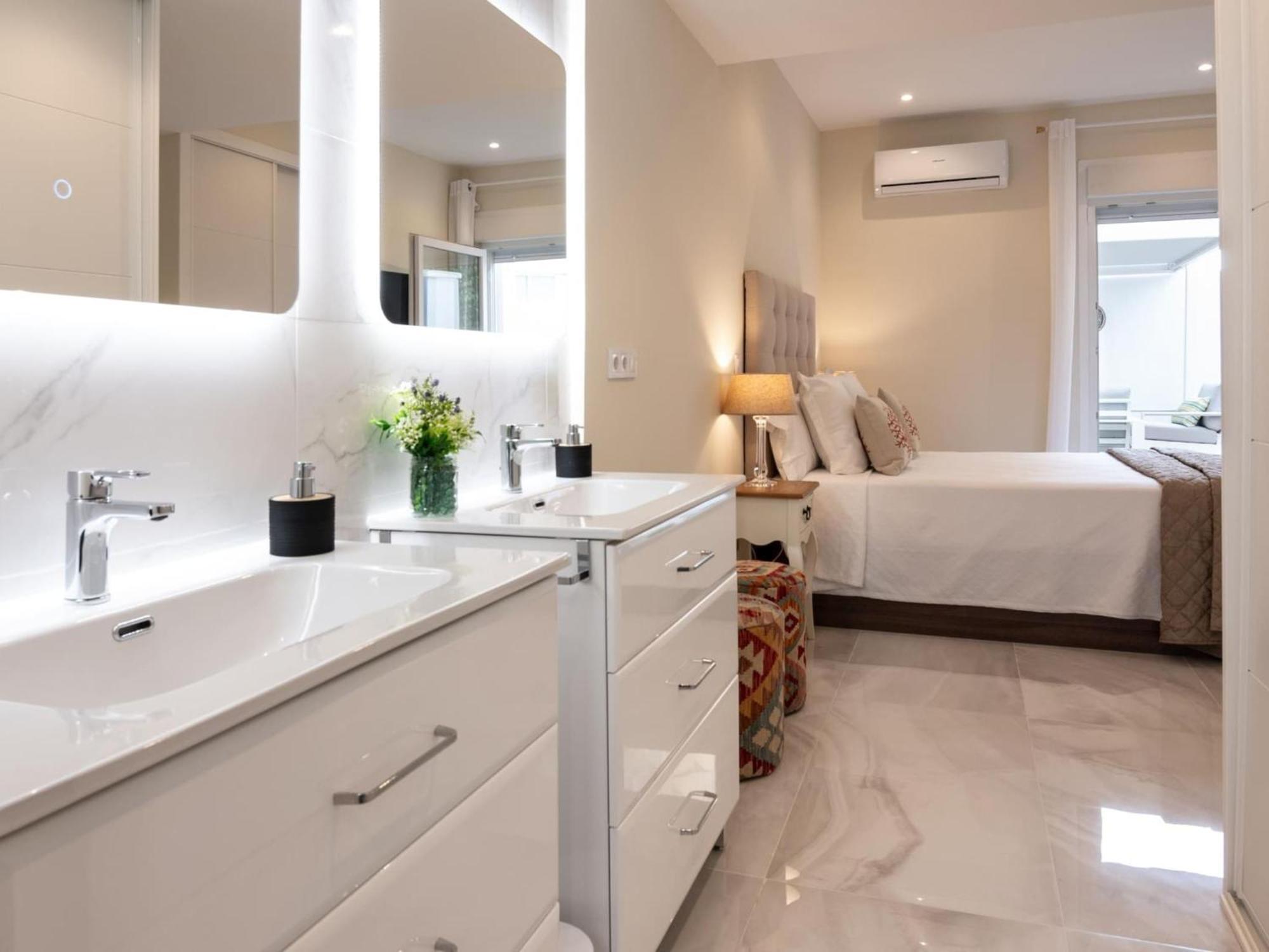 Apartment Bajo Con Jardin En Centro Marbella